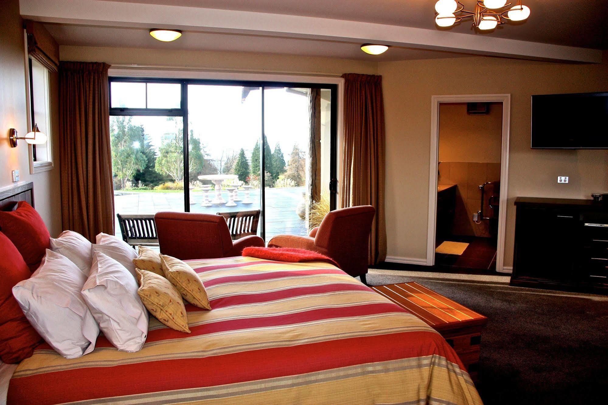 אגם טה אנאו Dock Bay Lodge מראה חיצוני תמונה